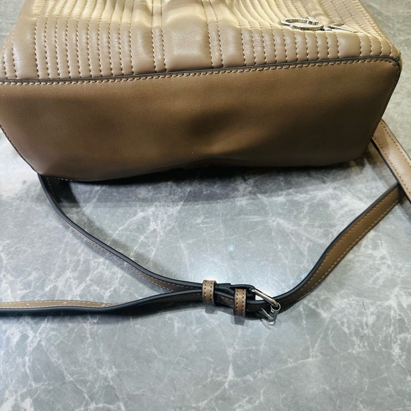 CALVIN KLEIN CK Large PEBBLE LEATHER Organizer TOTE Shoulder Bag Handbag - Picture 5 of 5